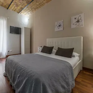 2* Pensión Residenza Sistina